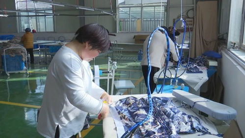 服装厂里的生产交响曲