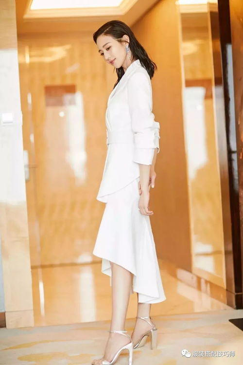 2018秋季西装+裙子最IN穿法，巨美巨时髦的穿搭指南